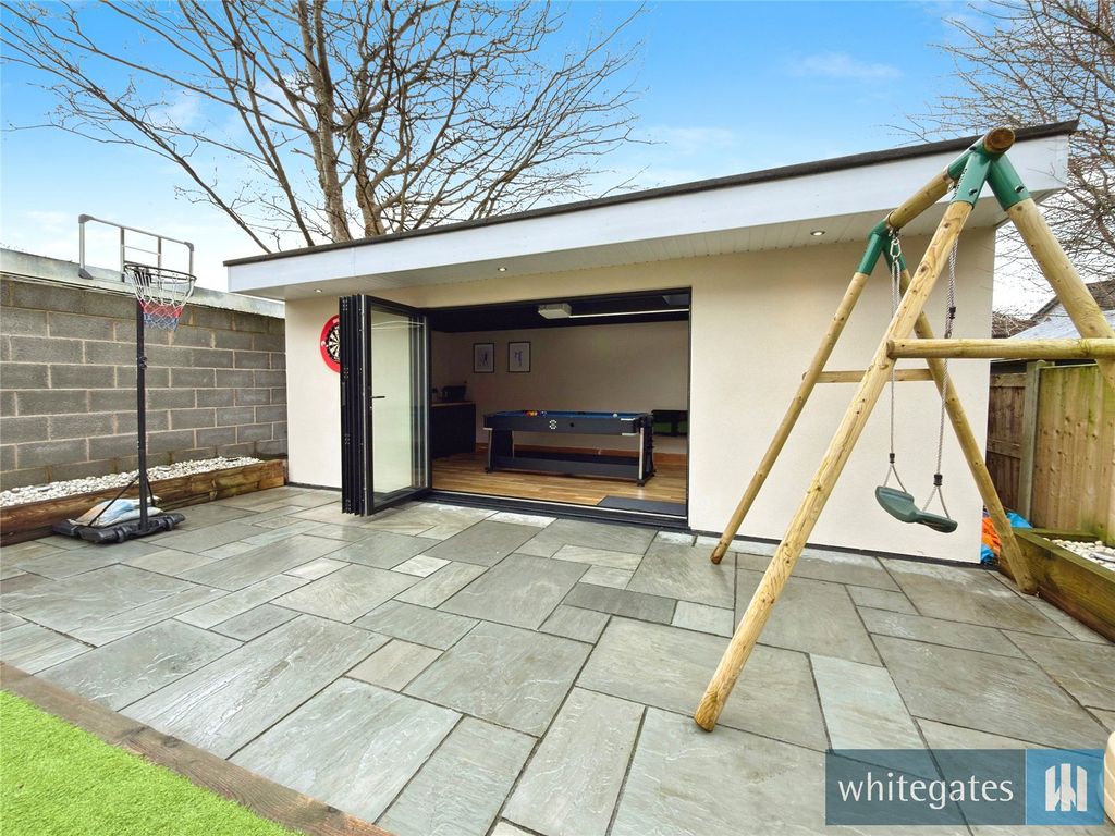 Property photo 2 of 21 Picture No. 01