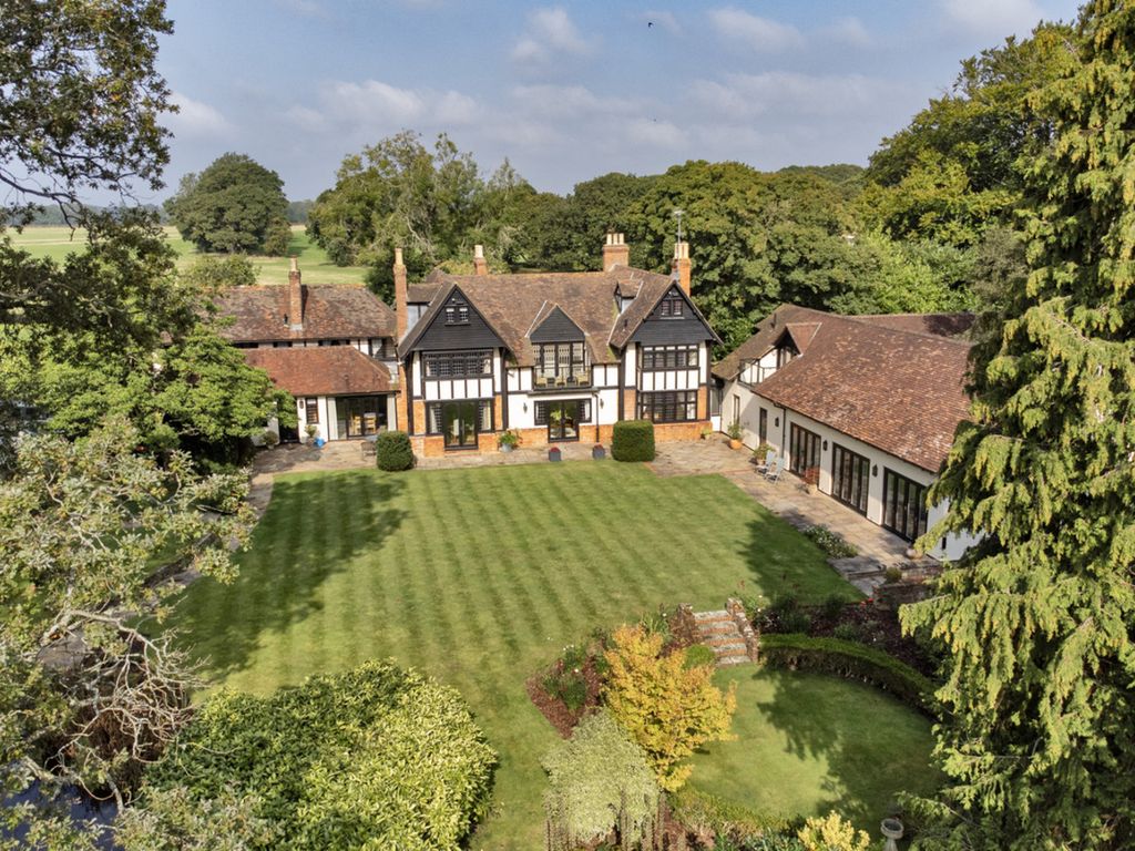 Property photo 1 of 47