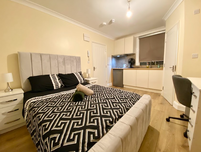 Property photo 3 of 4