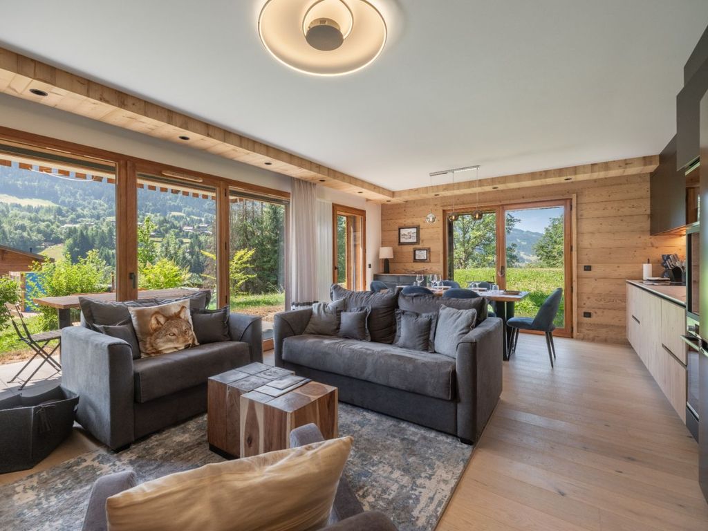 Property photo 1 of 10 Megeve Apartment For