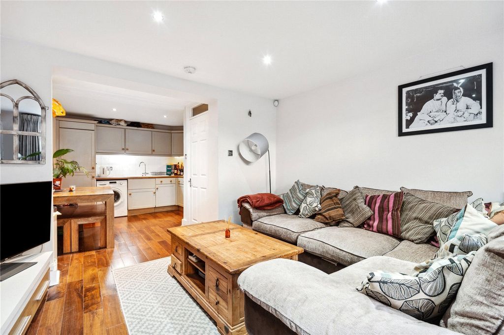 Property photo 3 of 9 Reception Room