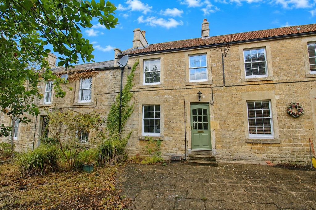 Property photo 1 of 22 Picture No. 04