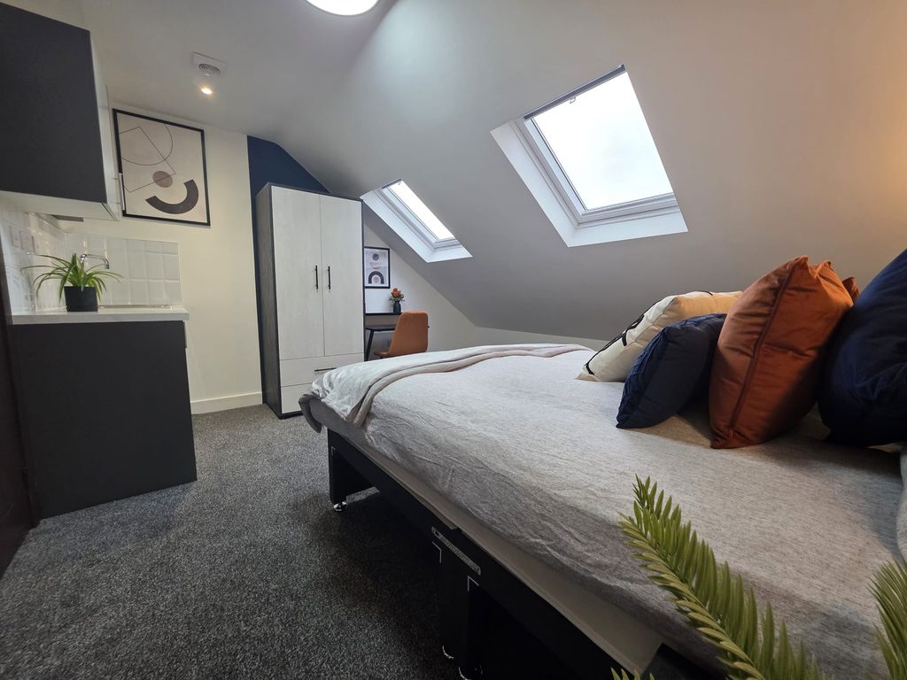 Property photo 2 of 18 Img-20251030-Wa0026