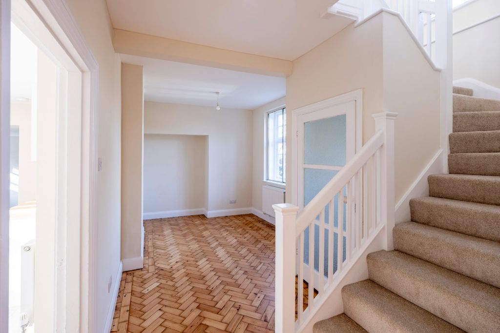 Property photo 2 of 30 Picture No. 41