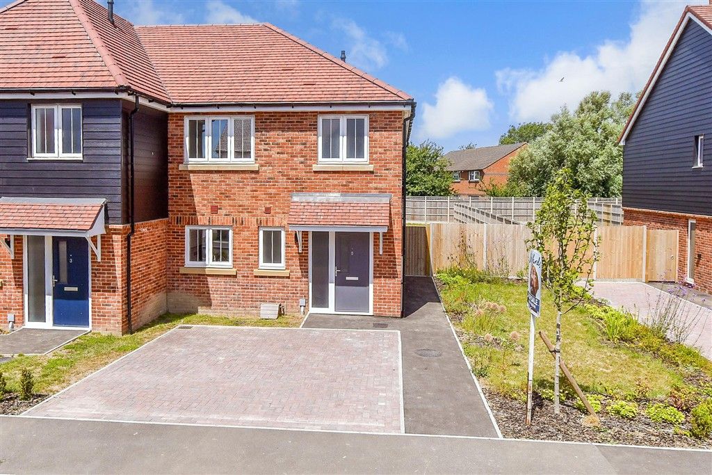 Property photo 3 of 15 External (Web)