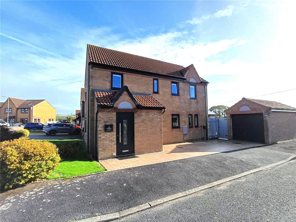 Property photo 1 of 21 Picture No. 27