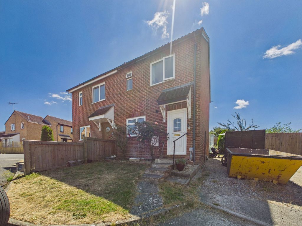 Property photo 1 of 12