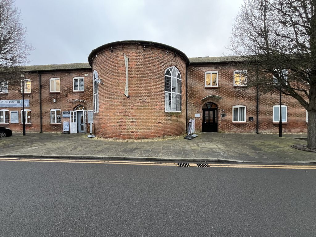 Property photo 1 of 5 Office