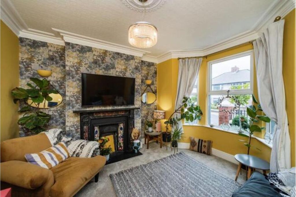 Property photo 2 of 15