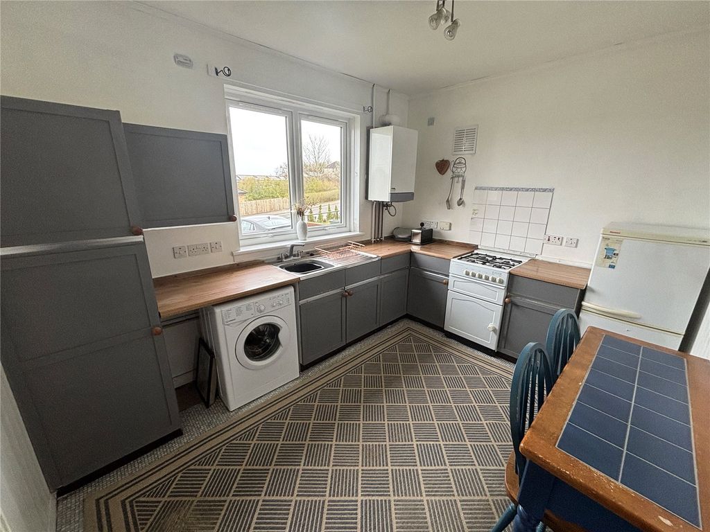 Property photo 3 of 11 Picture No. 10