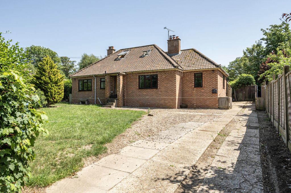 Property photo 1 of 15 1483727-11-6A3Aa54B81F37