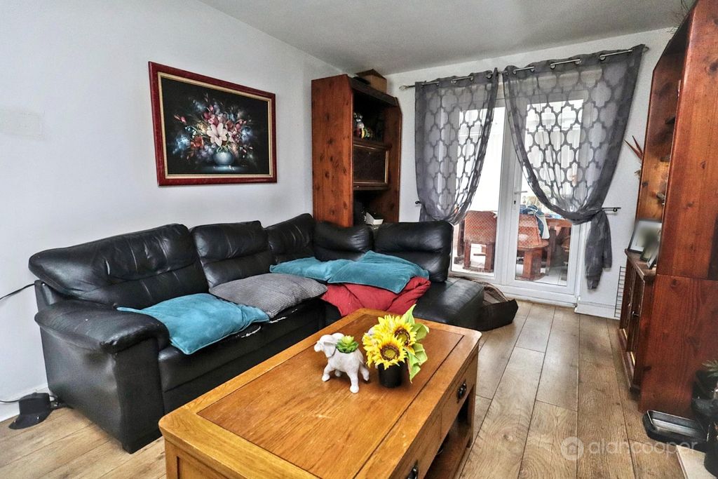 Property photo 3 of 25 5525215
