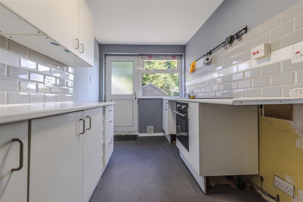 Property photo 2 of 13 Kitchen