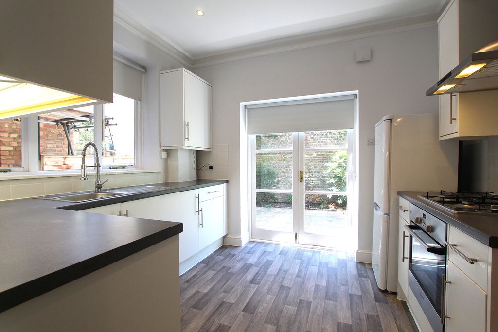 Property photo 3 of 11 3.Jpg