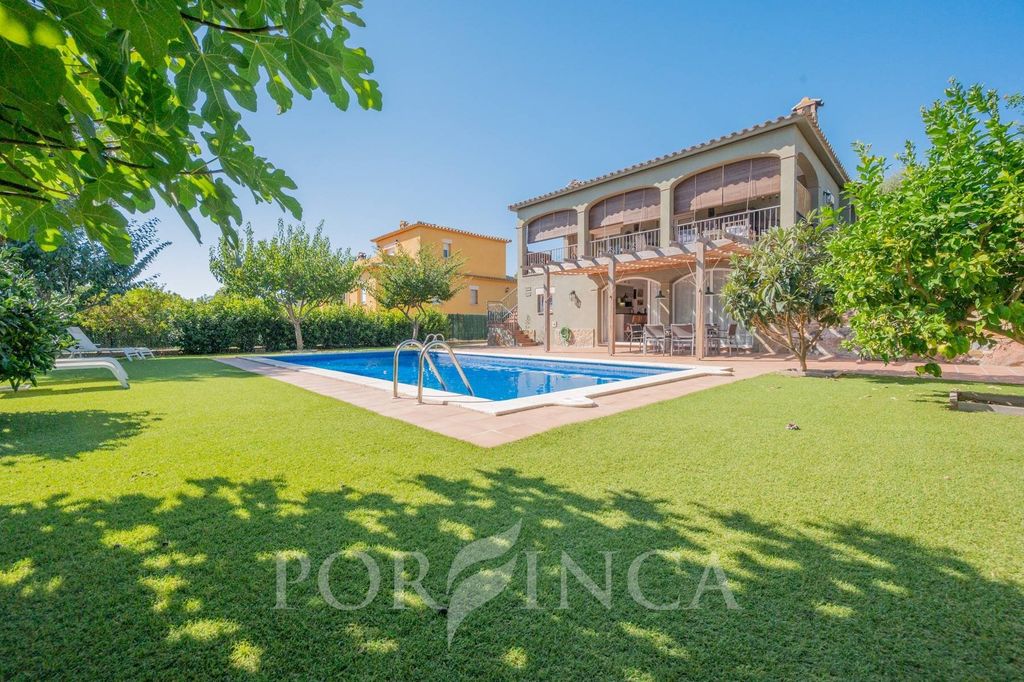 Property photo 1 of 70