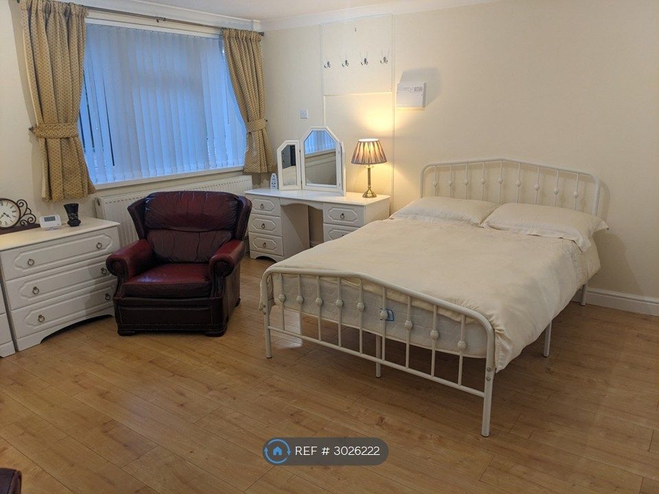 Property photo 2 of 12 Living Area