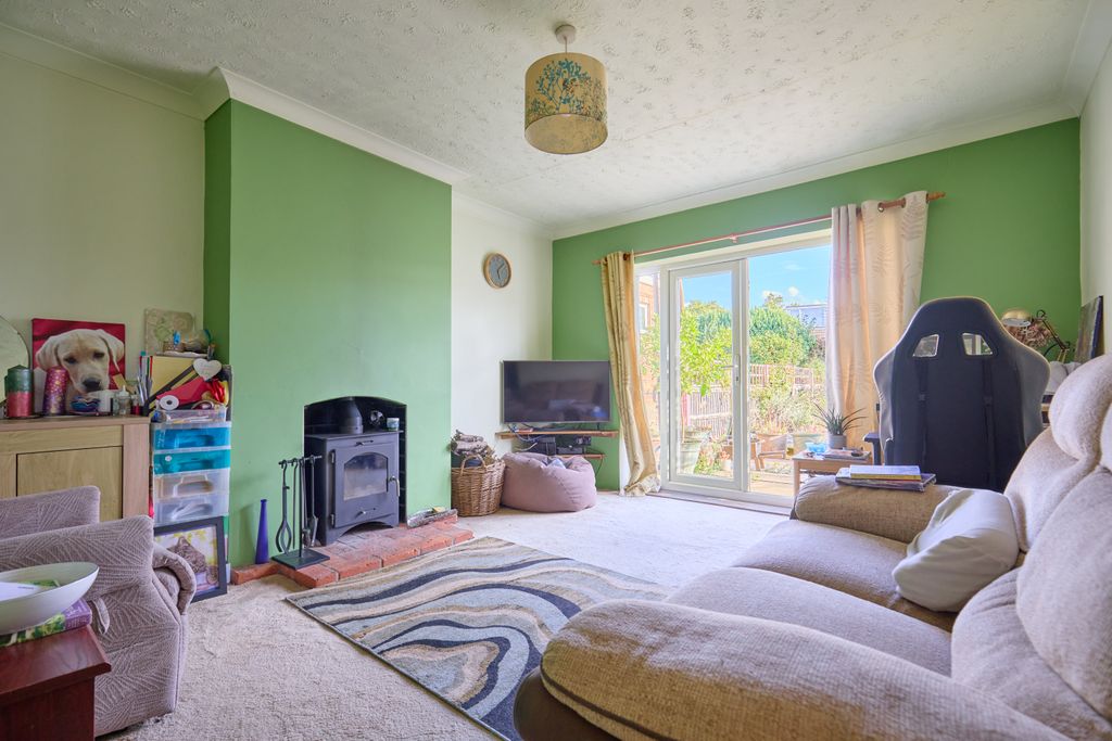 Property photo 3 of 14