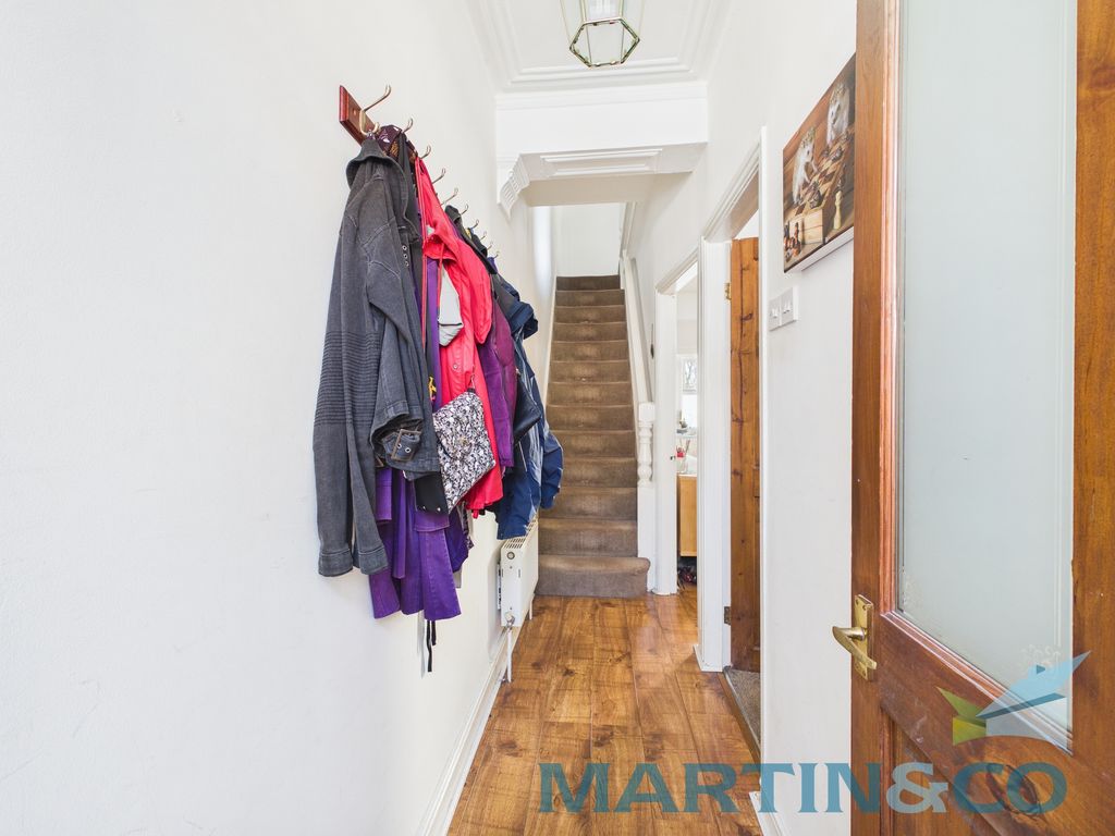 Property photo 2 of 26 Cam01870G0-Pr0201-Still001