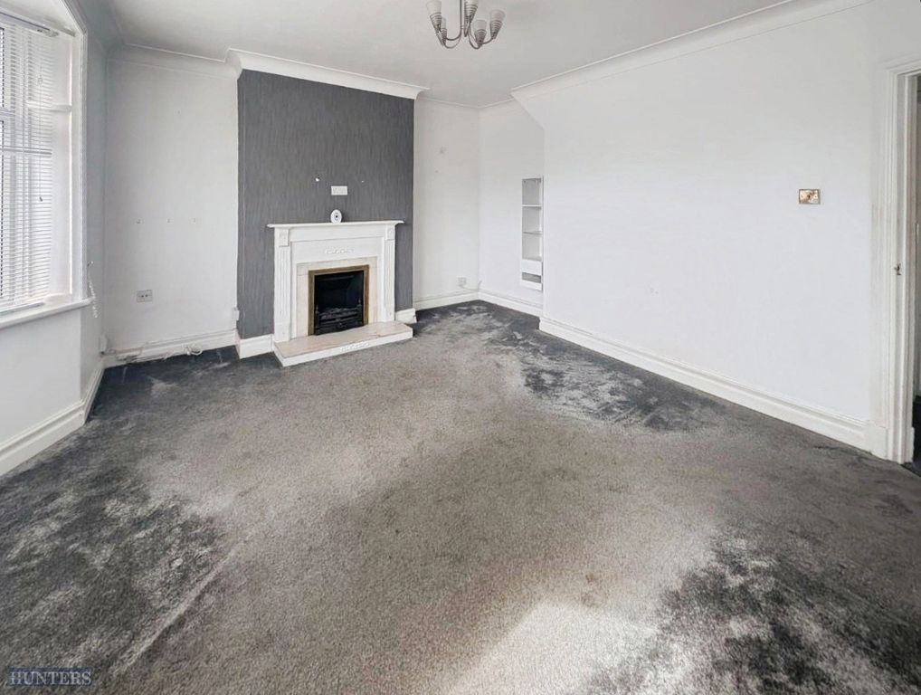Property photo 3 of 11 Sitting Room