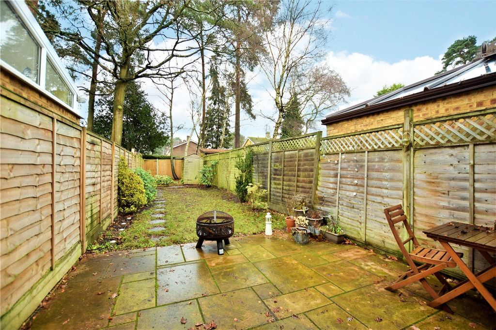 Property photo 3 of 6 Picture No. 18