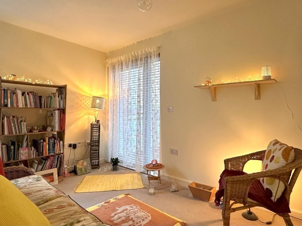 Property photo 3 of 18 Lounge/Dining/Kitchen