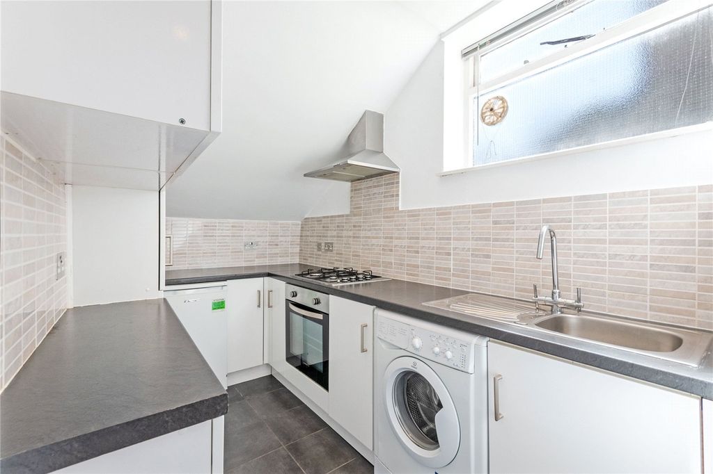 Property photo 2 of 20 Picture No. 50