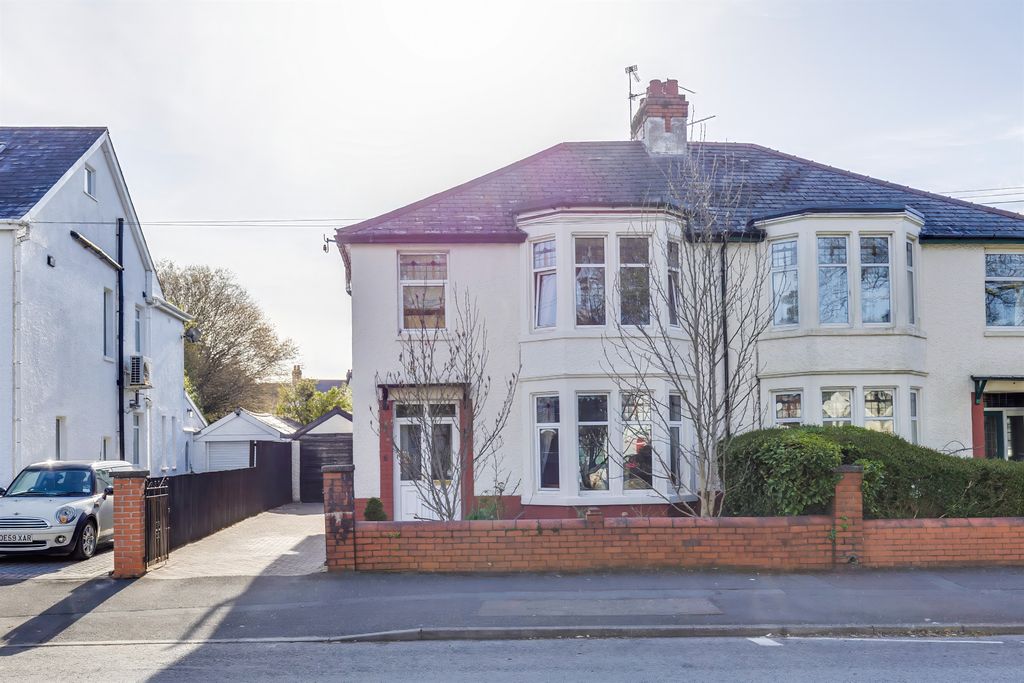 Property photo 1 of 26