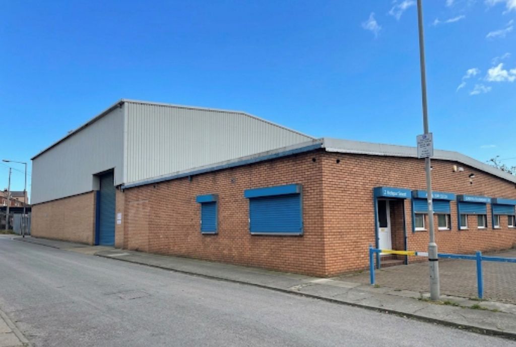 Property photo 3 of 7 Photo 7