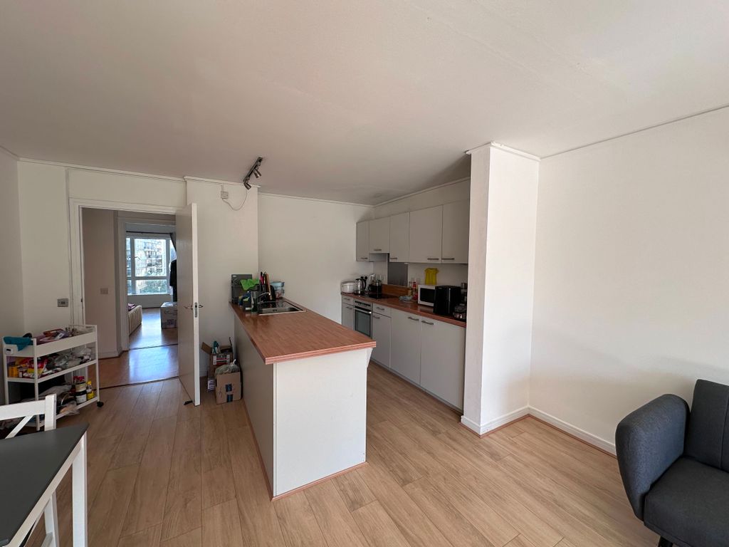 Property photo 3 of 37