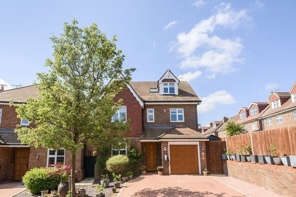 Property photo 1 of 19 1449377-19-69E774...