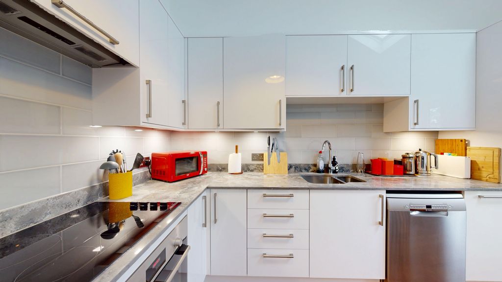 Property photo 1 of 14 Kitchen- Angle 1