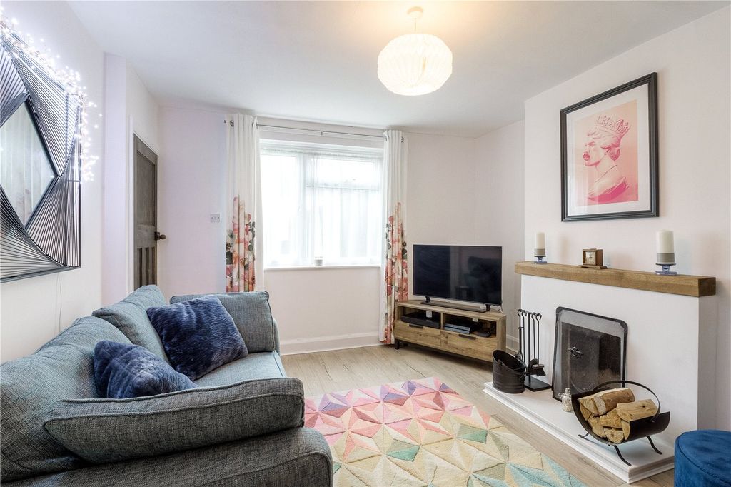 Property photo 2 of 12 Picture No. 02