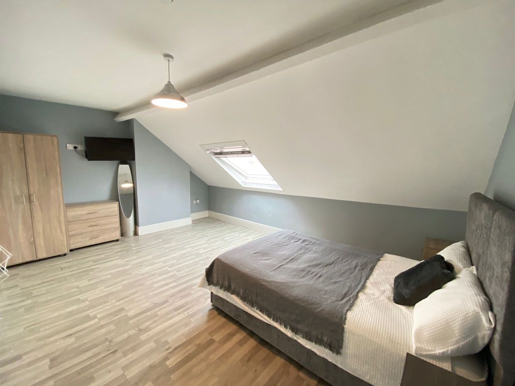 Property photo 1 of 5 133 7 2