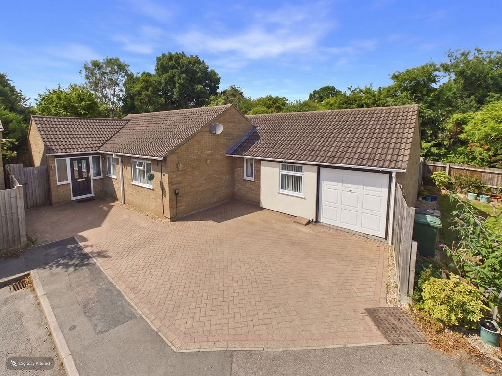 Property photo 1 of 23