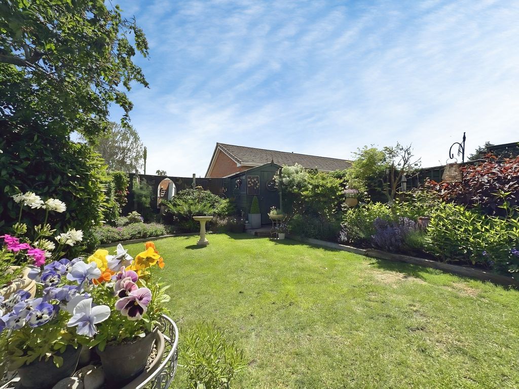 Property photo 2 of 21 Pbox-Img.Jpg