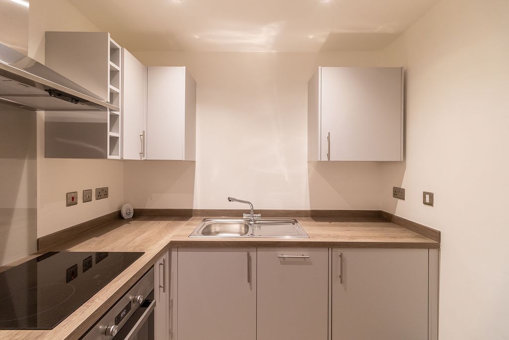 Additional image 2 of Room to rentBeecroft Court, Cannock WS11