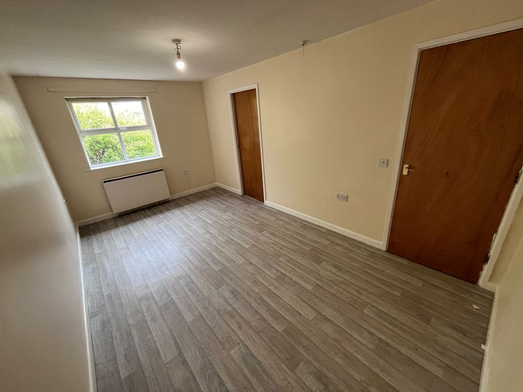 Property photo 2 of 4 Lounge