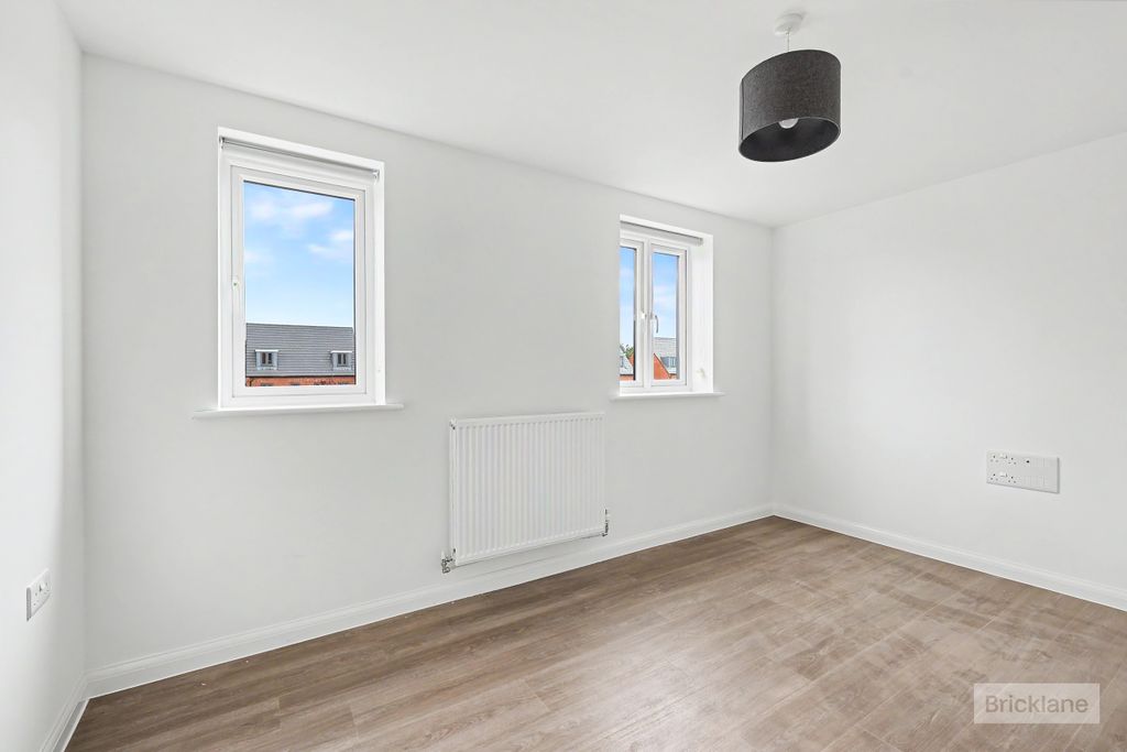 Property photo 3 of 10 Image