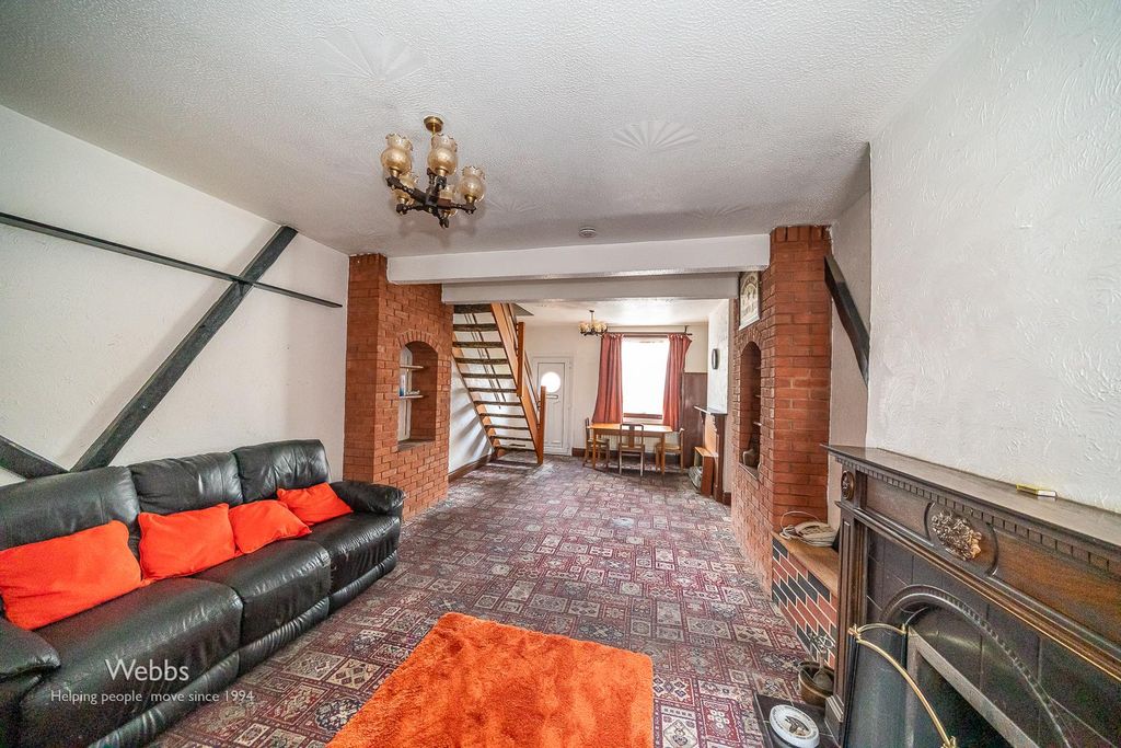 Property photo 3 of 17 Â© Webbs Estate Agents Â© (14 Of 71).Jpg