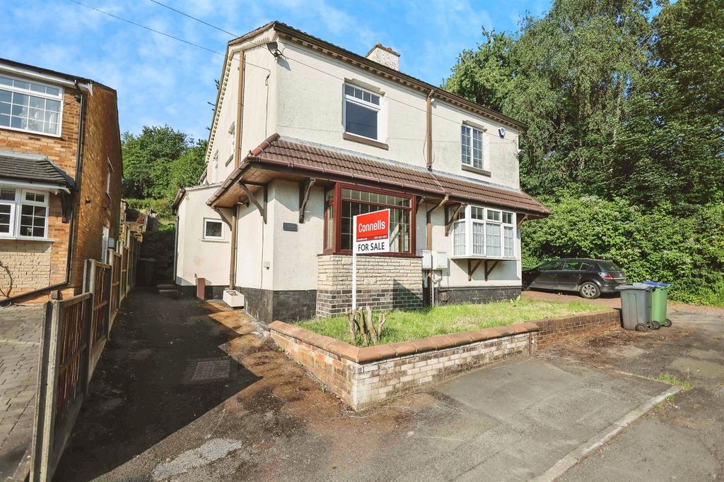 Property photo 2 of 16