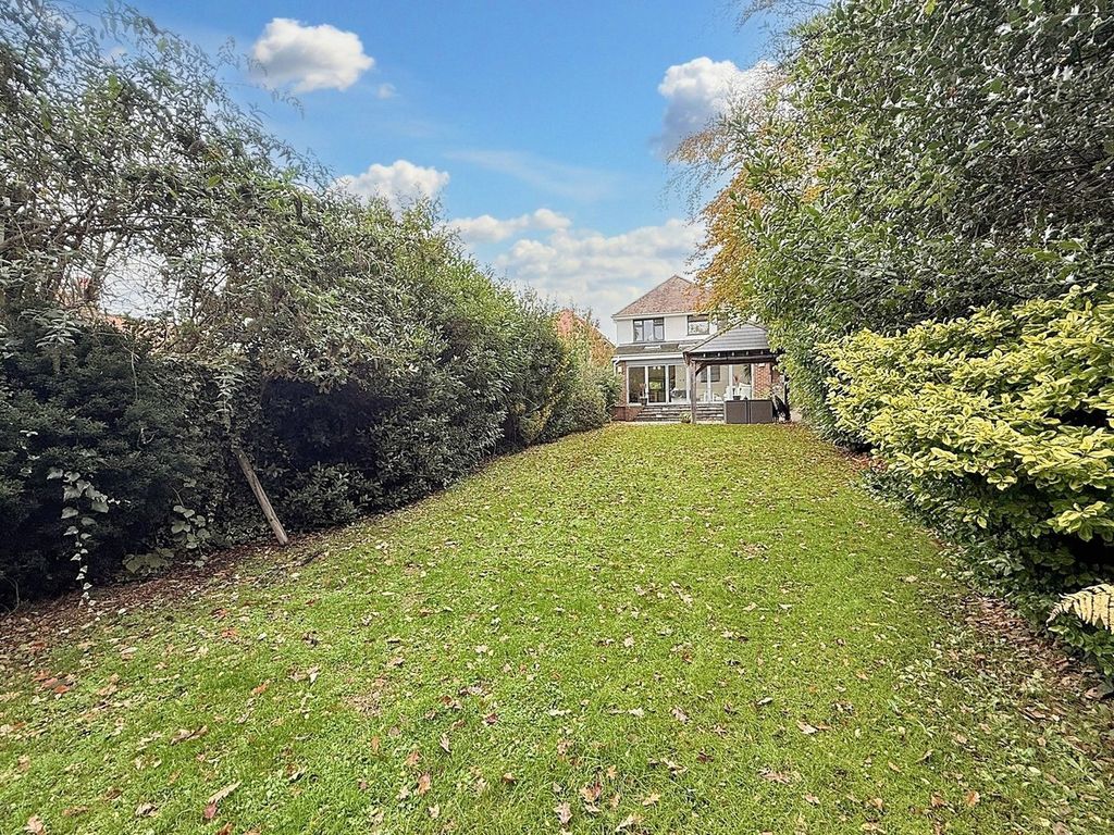 Property photo 3 of 37