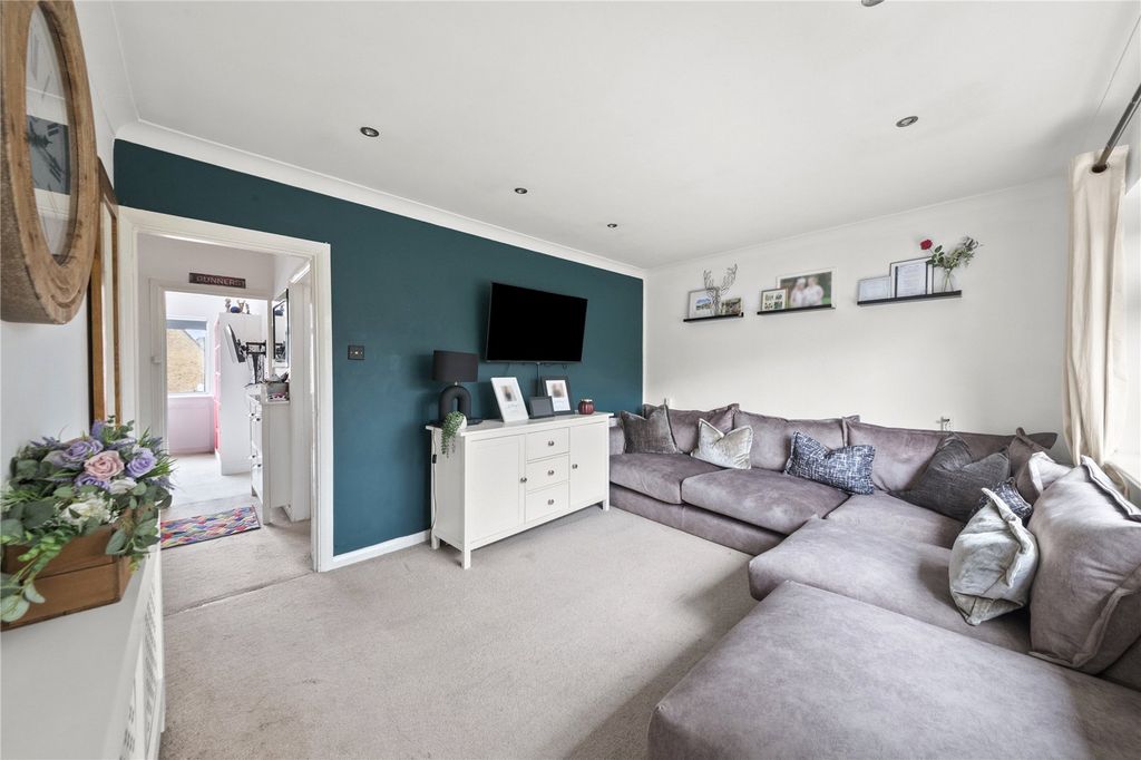 Property photo 2 of 12 Picture No. 02