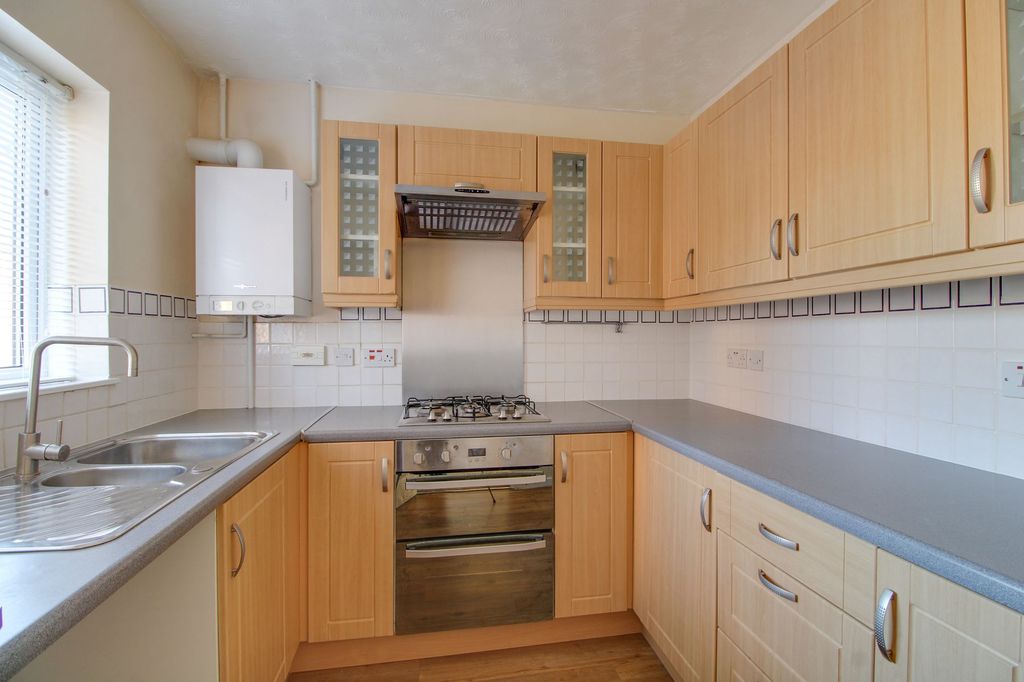 Property photo 3 of 16