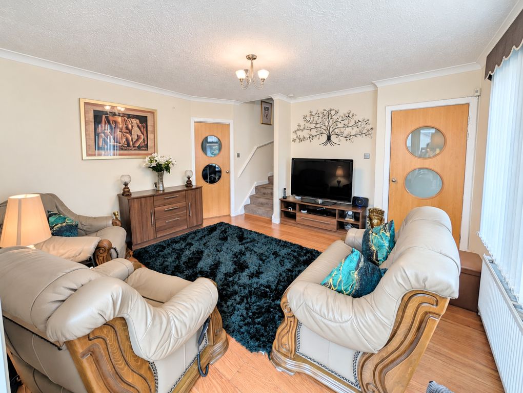 Property photo 2 of 20