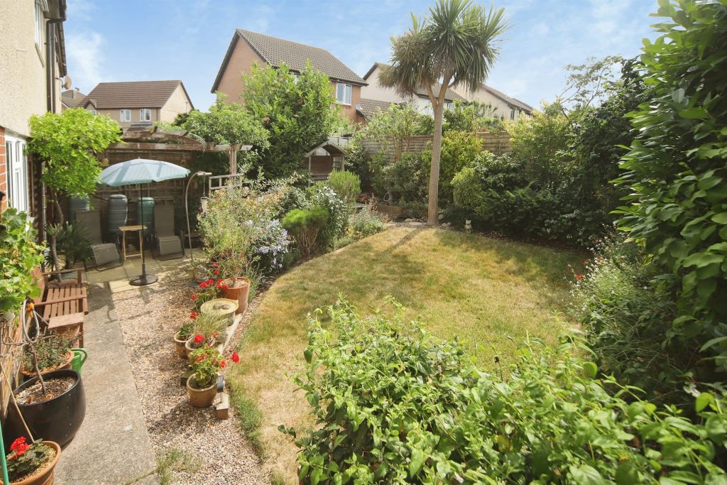 Property photo 2 of 21