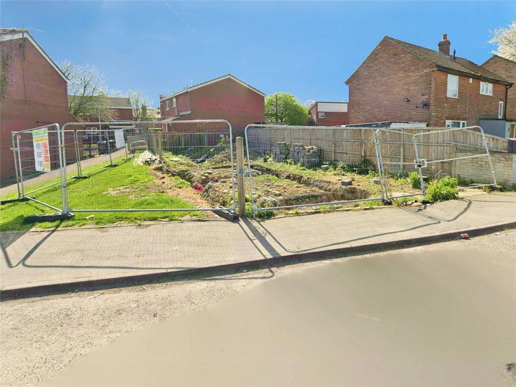 Property photo 1 of 3 Plot For Sale