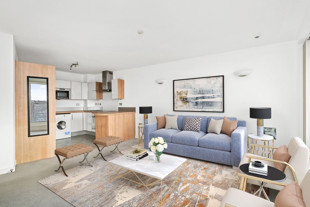 Property photo 3 of 17