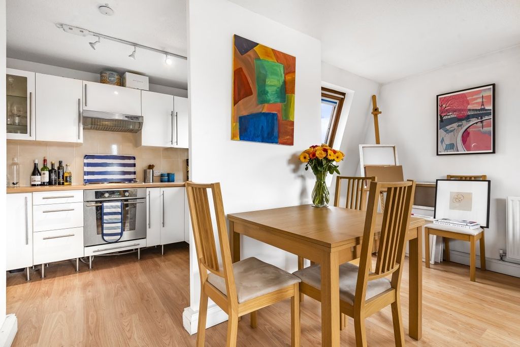 Property photo 2 of 9 702186 (4)