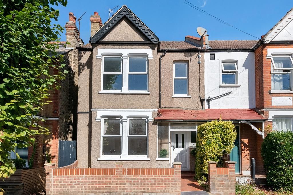 Property photo 1 of 12