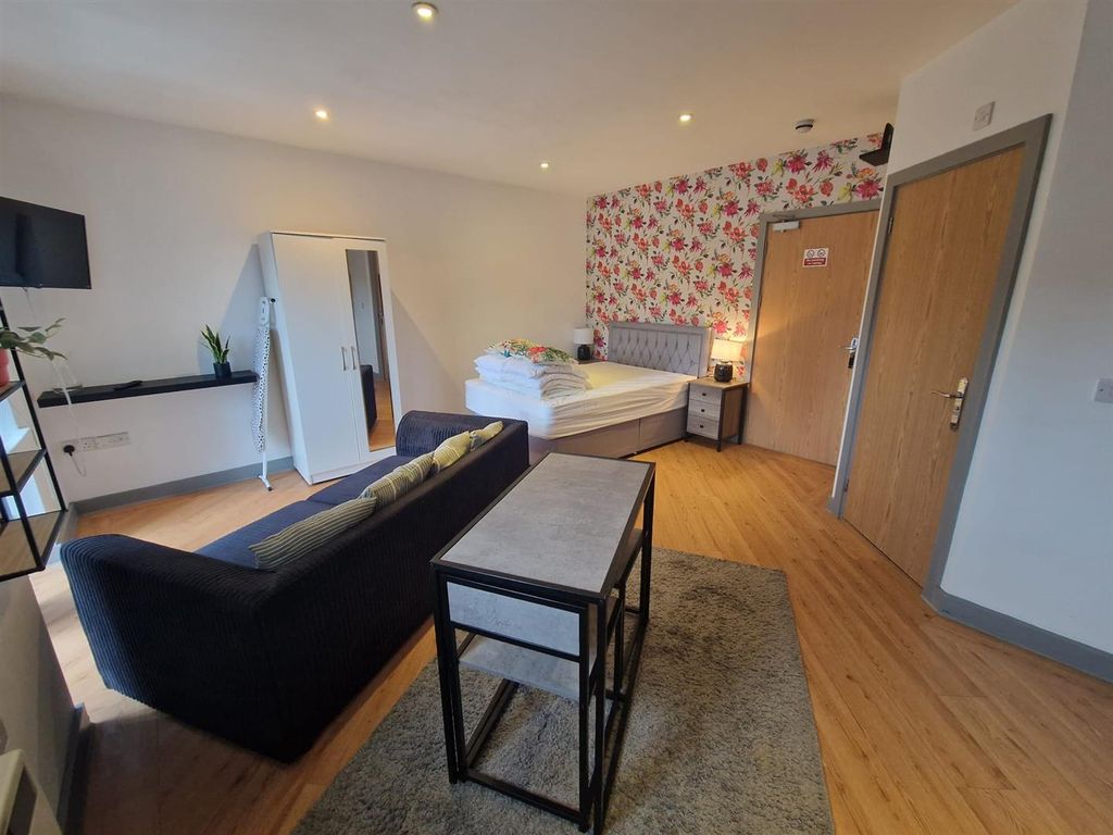 Property photo 3 of 7 Whatsapp Image 2026-04-14 At 15.59.40.Jpeg